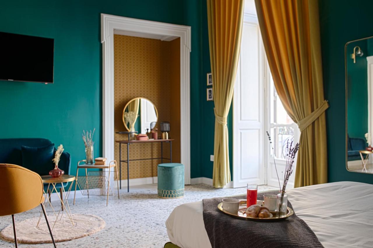 Quatrum Napoli - B&B מראה חיצוני תמונה
