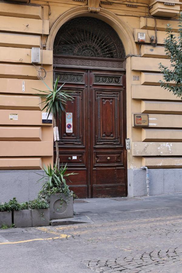 Quatrum Napoli - B&B מראה חיצוני תמונה