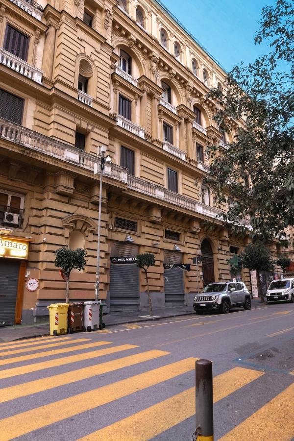Quatrum Napoli - B&B מראה חיצוני תמונה