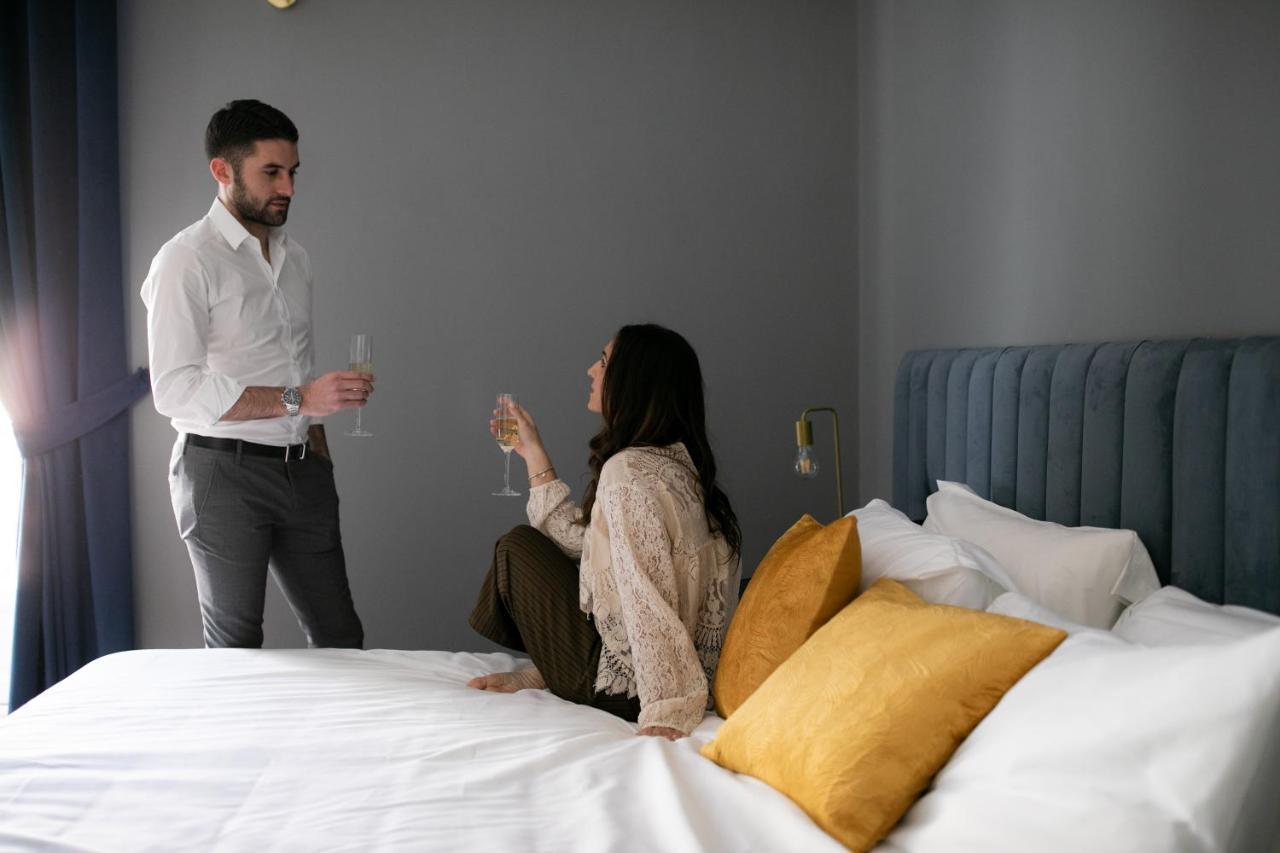 Quatrum Napoli - B&B מראה חיצוני תמונה
